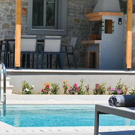 Charming Penelope With Private Pool Walking Villa Lefkada City